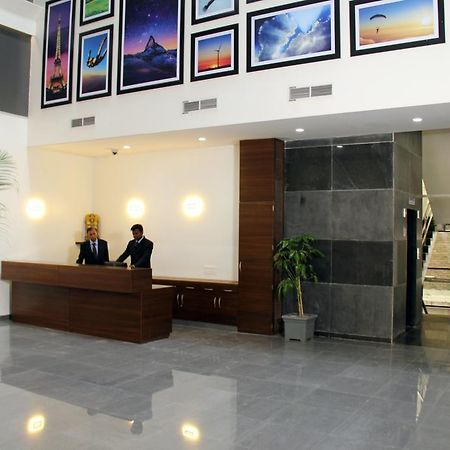 The Sky Court Hotel Aurangabad  Eksteriør billede