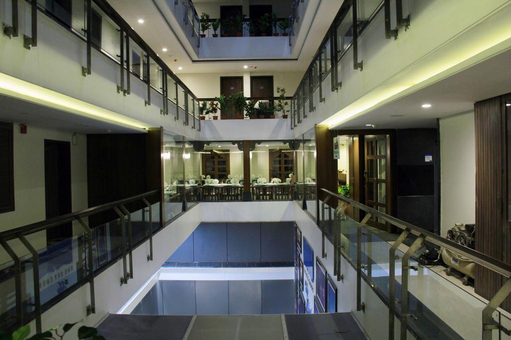 The Sky Court Hotel Aurangabad  Eksteriør billede