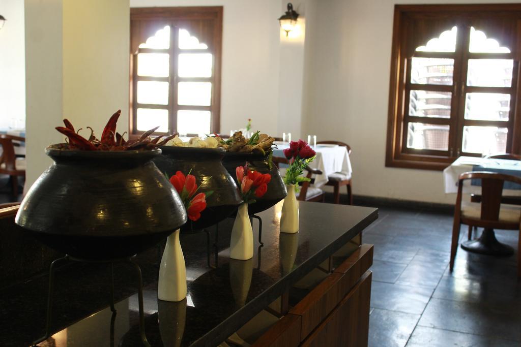 The Sky Court Hotel Aurangabad  Eksteriør billede